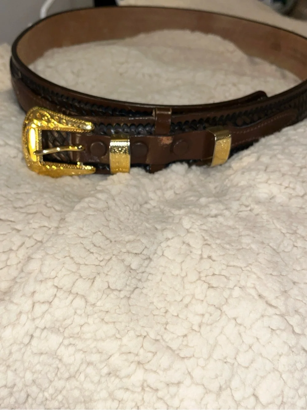 Vintage Western Brown Leather Belt with Gold-Tone Buckle Sz 36”.